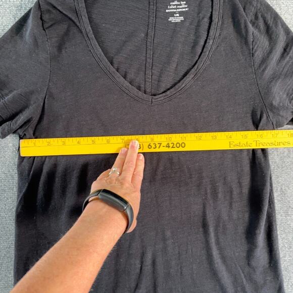 Banana Republic Malibu V-Neck Tee Black Women's Large 60% Cotton Modal - Picture 5 of 7